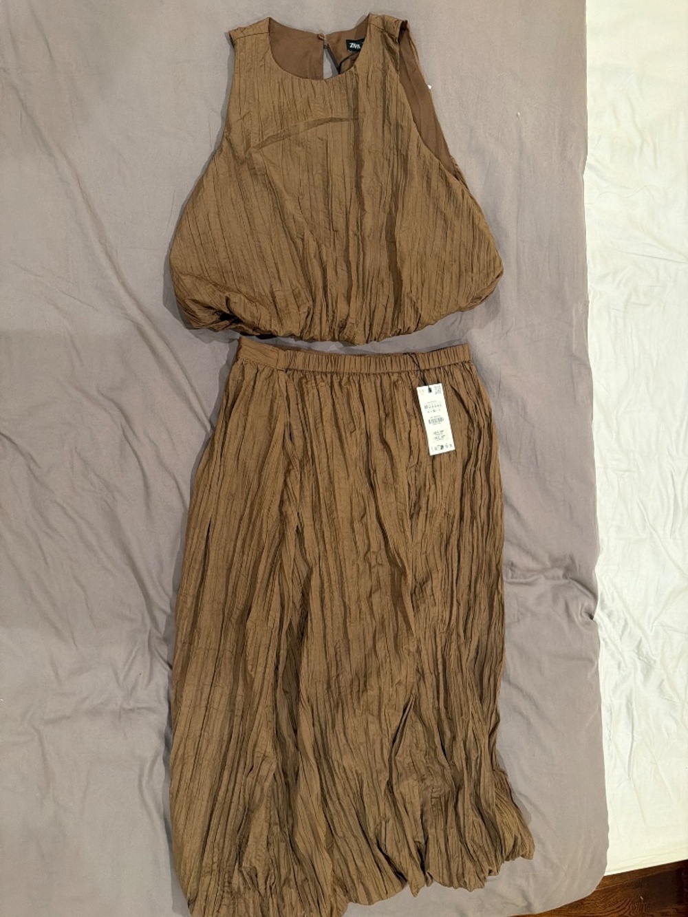 NWT Zara Textured Two-Piece Set | Crop Top & Midi Skirt | Sze Medium - Picture 3 of 3